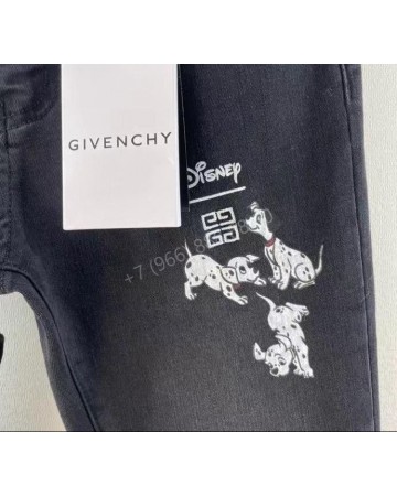 Джинсы Givenchy