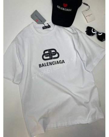 Футболка Balenciaga