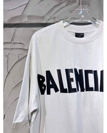 Футболка Balenciaga