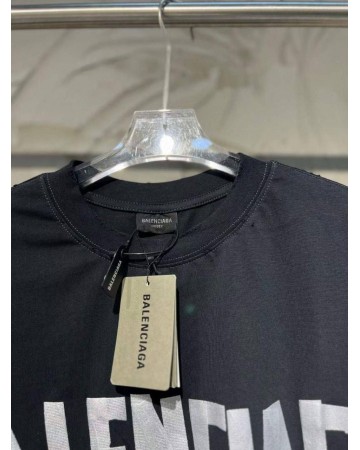 Футболка Balenciaga