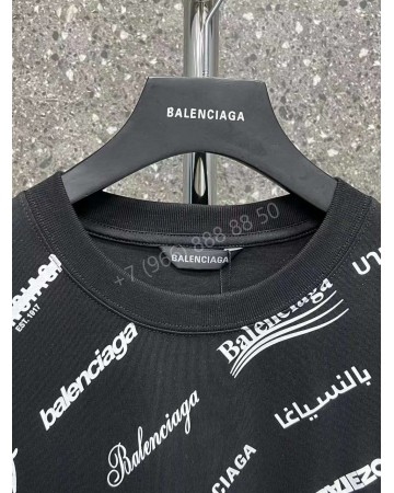 Футболка Balenciaga