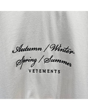 Футболка Vetements