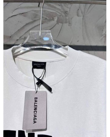 Футболка Balenciaga