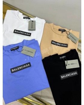 Футболка Balenciaga