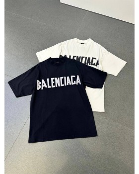 Футболка Balenciaga