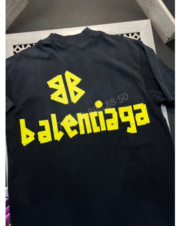 Футболка Balenciaga