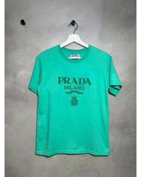 Футболка Prada