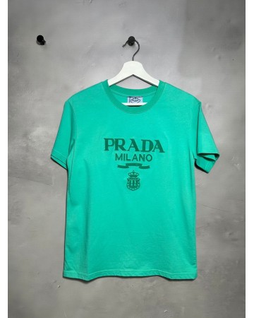 Футболка Prada