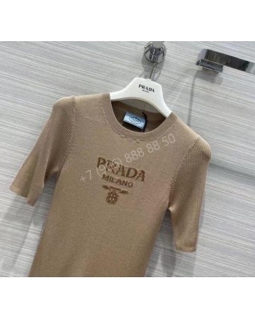 Футболка Prada