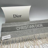 Палантин Dior