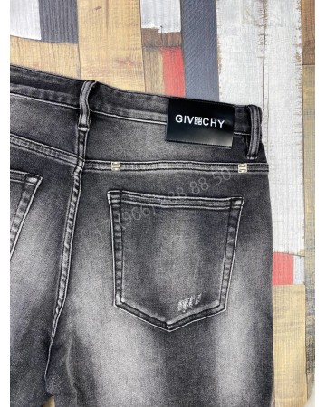 Джинсовые шорты Givenchy