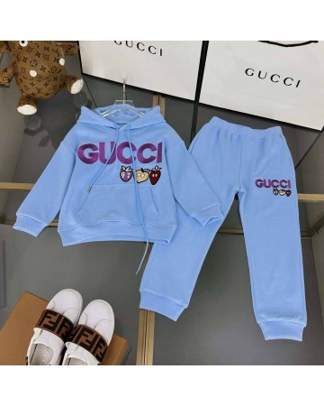 Костюм Gucci