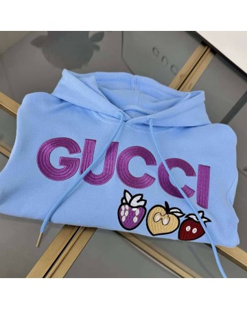 Костюм Gucci