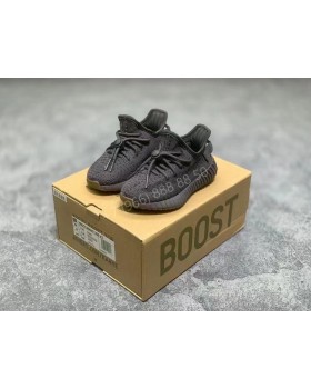 Кроссовки Yeezy Boost