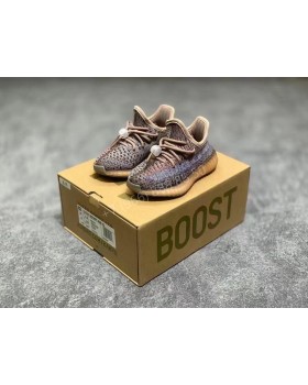 Кроссовки Yeezy Boost