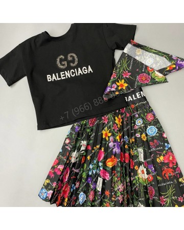 Костюм Balenciaga