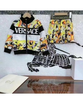 Костюм Versace