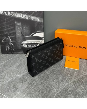 Сумка-мессенджер Louis Vuitton