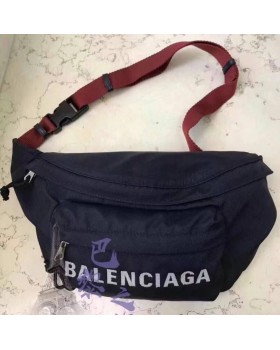 Сумка-мессенджер Balenciaga