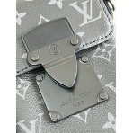 Сумка-бумажник Louis Vuitton