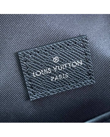 Сумка-слинг Louis Vuitton