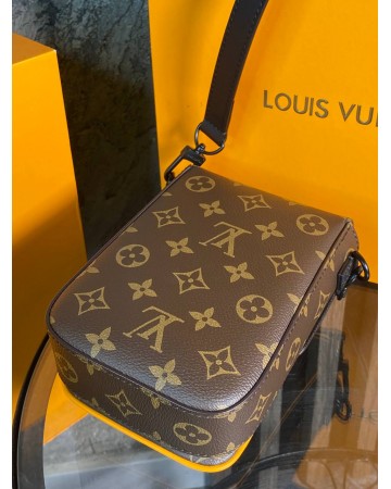 Сумка-мессенджер Louis Vuitton