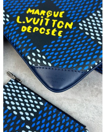 Сумка-мессенджер Louis Vuitton