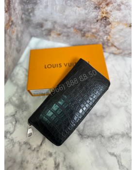 Портмоне Louis Vuitton из кожи крокодила