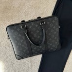 Портфель Louis Vuitton