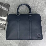 Портфель Louis Vuitton