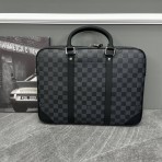 Портфель Louis Vuitton