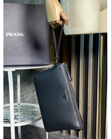 Клатч Prada