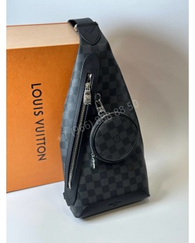 Сумка-слинг Louis Vuitton