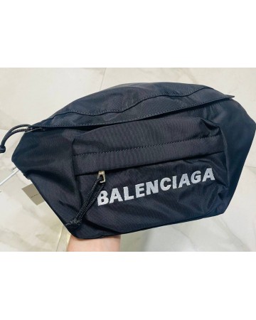 Поясная сумка Balenciaga