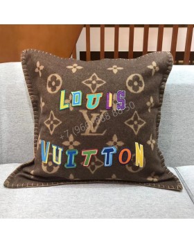 Подушка Louis Vuitton