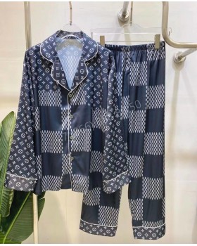 Пижама Louis Vuitton