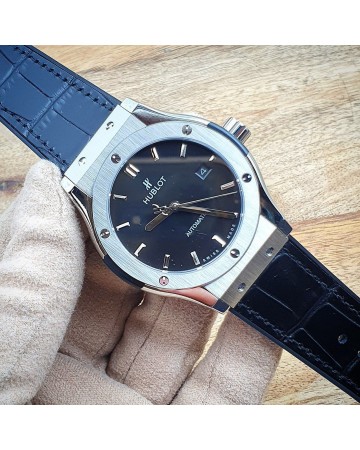 Часы Hublot