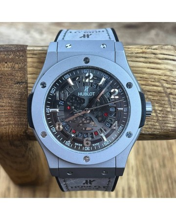 Часы Hublot