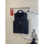 Безрукавка Moncler