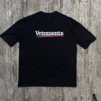 Футболка Vetements