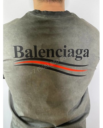 Футболка Balenciaga