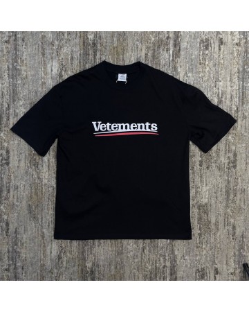 Футболка Vetements