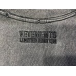 Футболка Vetements