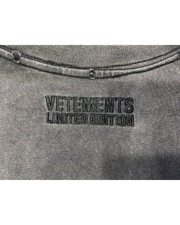 Футболка Vetements