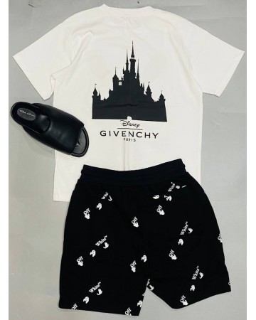 Футболка Givenchy