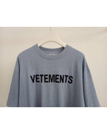 Футболка Vetements