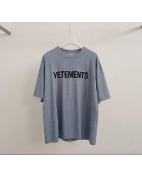 Футболка Vetements