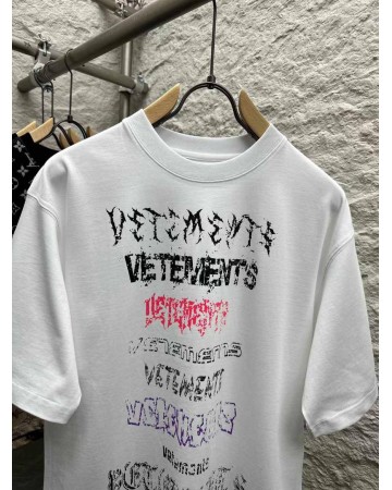 Футболка Vetements