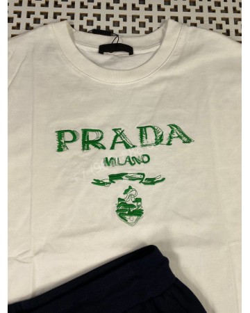 Футболка Prada