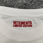 Футболка Vetements